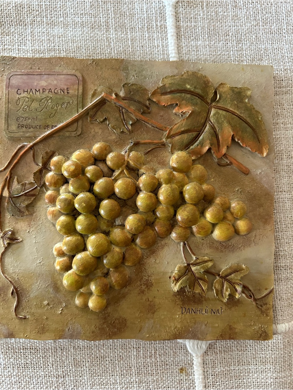 Danhui Nai plaque of Champagne (Pol Roger)